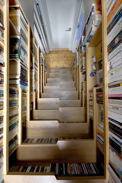 19-book-stairs