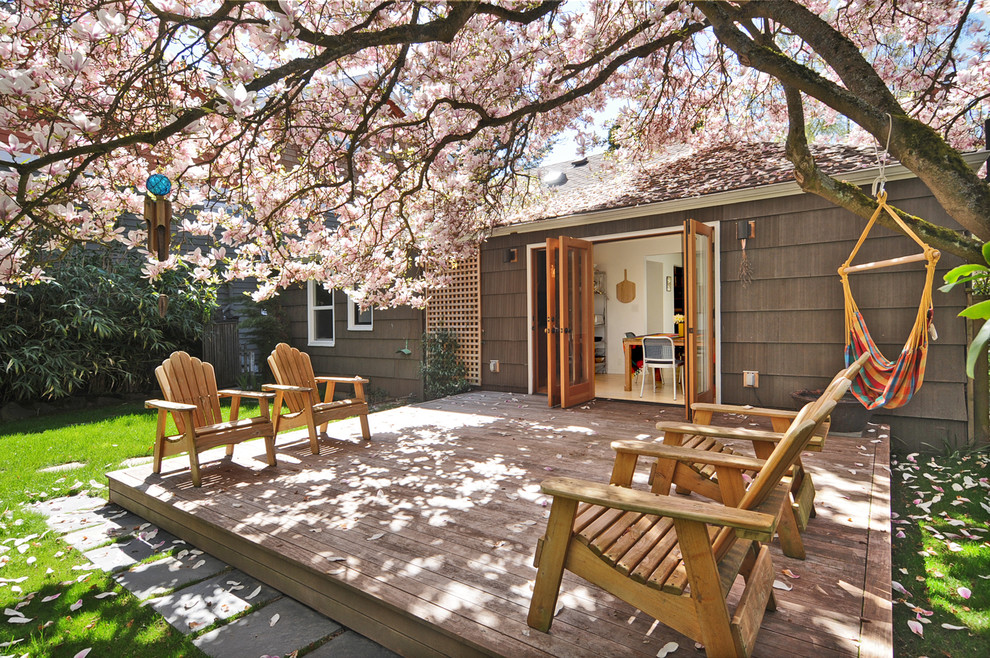 Wood deck for garden